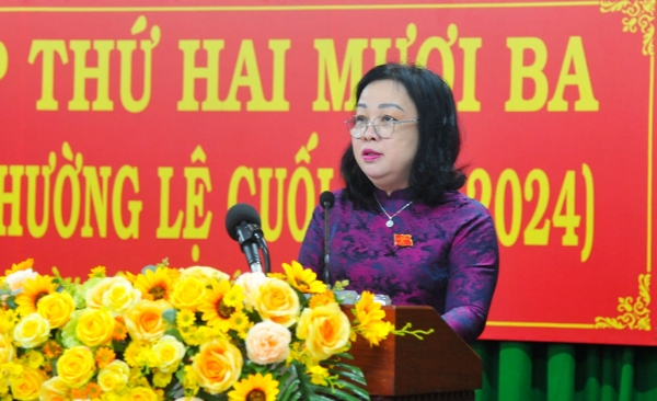 Hình ảnh cho bài viết Cụ thể hóa các chủ trương, định hướng phát triển của Trung ương vào các nghị quyết của tỉnh